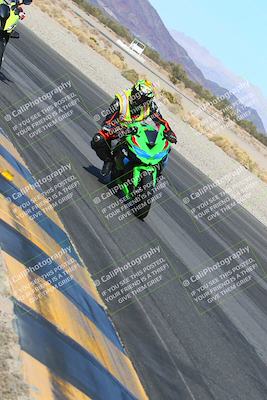 media/Jan-13-2024-SoCal Trackdays (Sat) [[9c032fe5aa]]/Turn 14 Inside (150pm)/